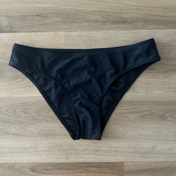 Cupshe Woman’s Black Bikini Bottom | Size M | NWOT - Picture 1 of 7